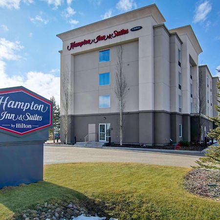 Hampton Inn & Suites Red Deer Penhold Ngoại thất bức ảnh