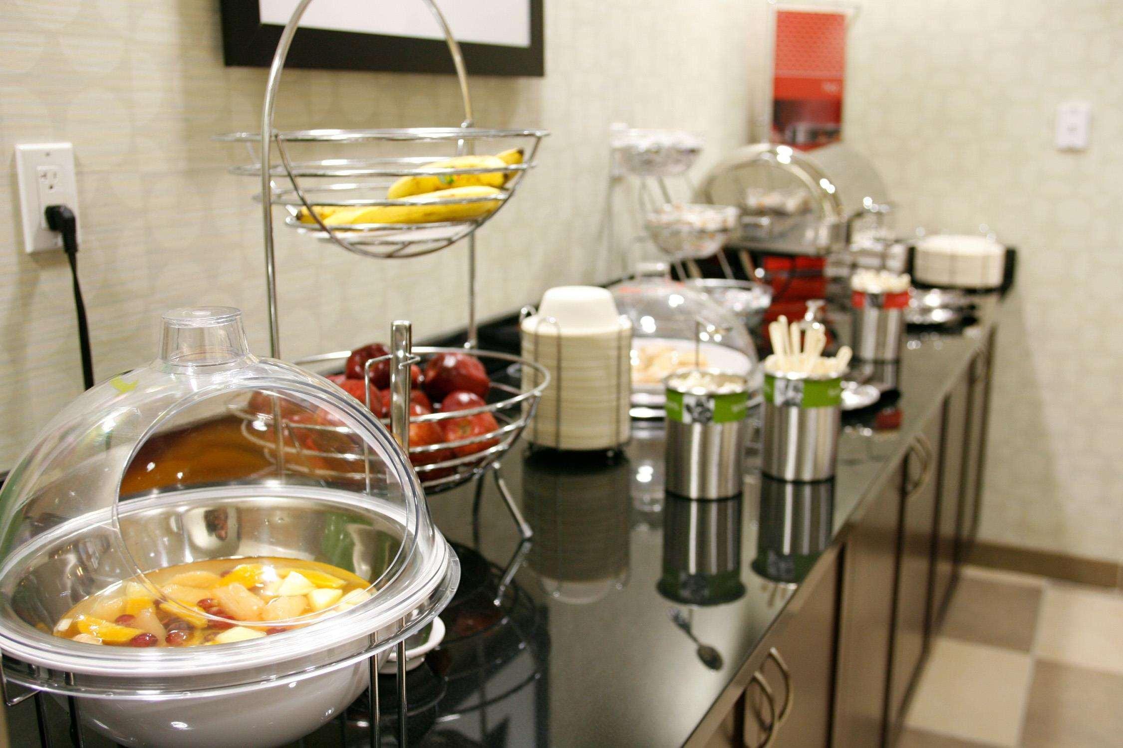 Hampton Inn & Suites Red Deer Penhold Nhà hàng bức ảnh