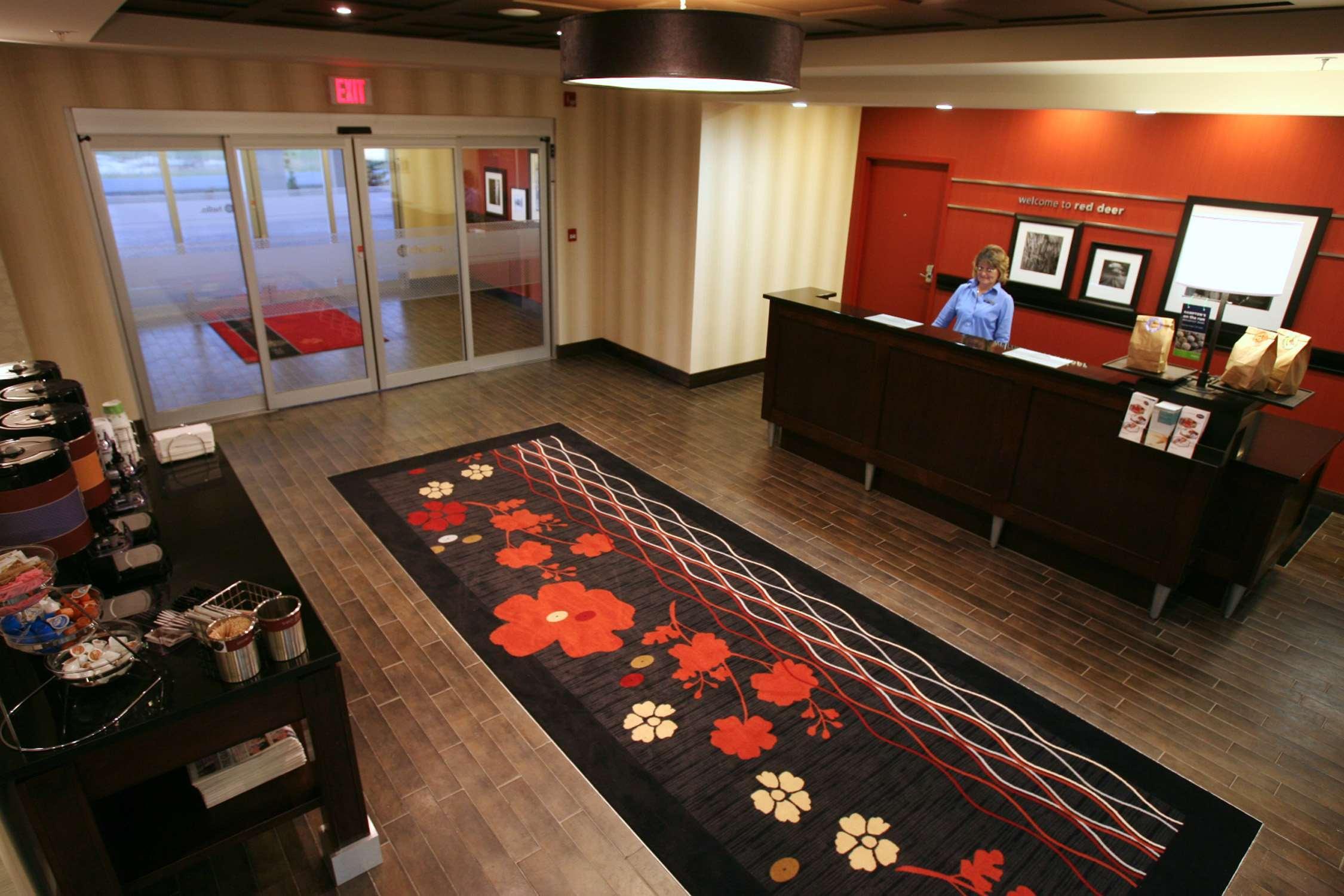 Hampton Inn & Suites Red Deer Penhold Nội địa bức ảnh